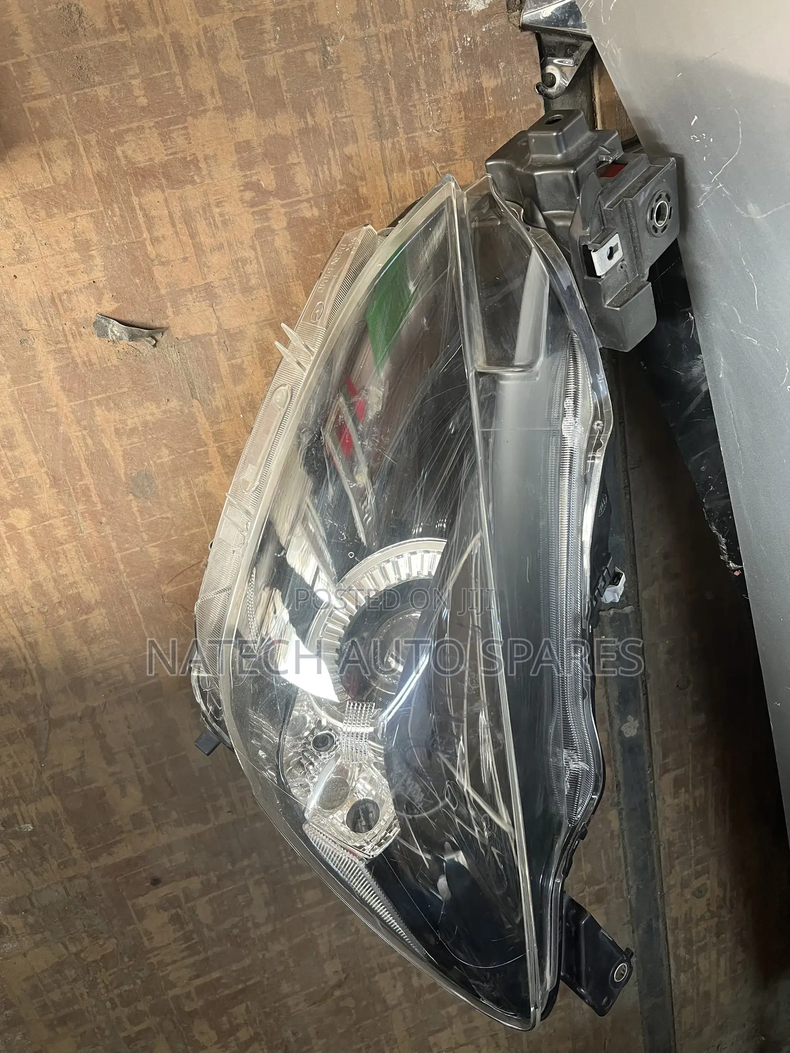 Mazda Demio Headlight (DB)