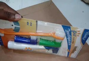 Yingte Pet Toothbrush and Toothpaste Set