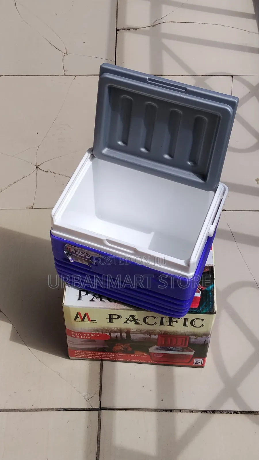 Pacific Portable Cooler Box 4.5 Litres at 1399