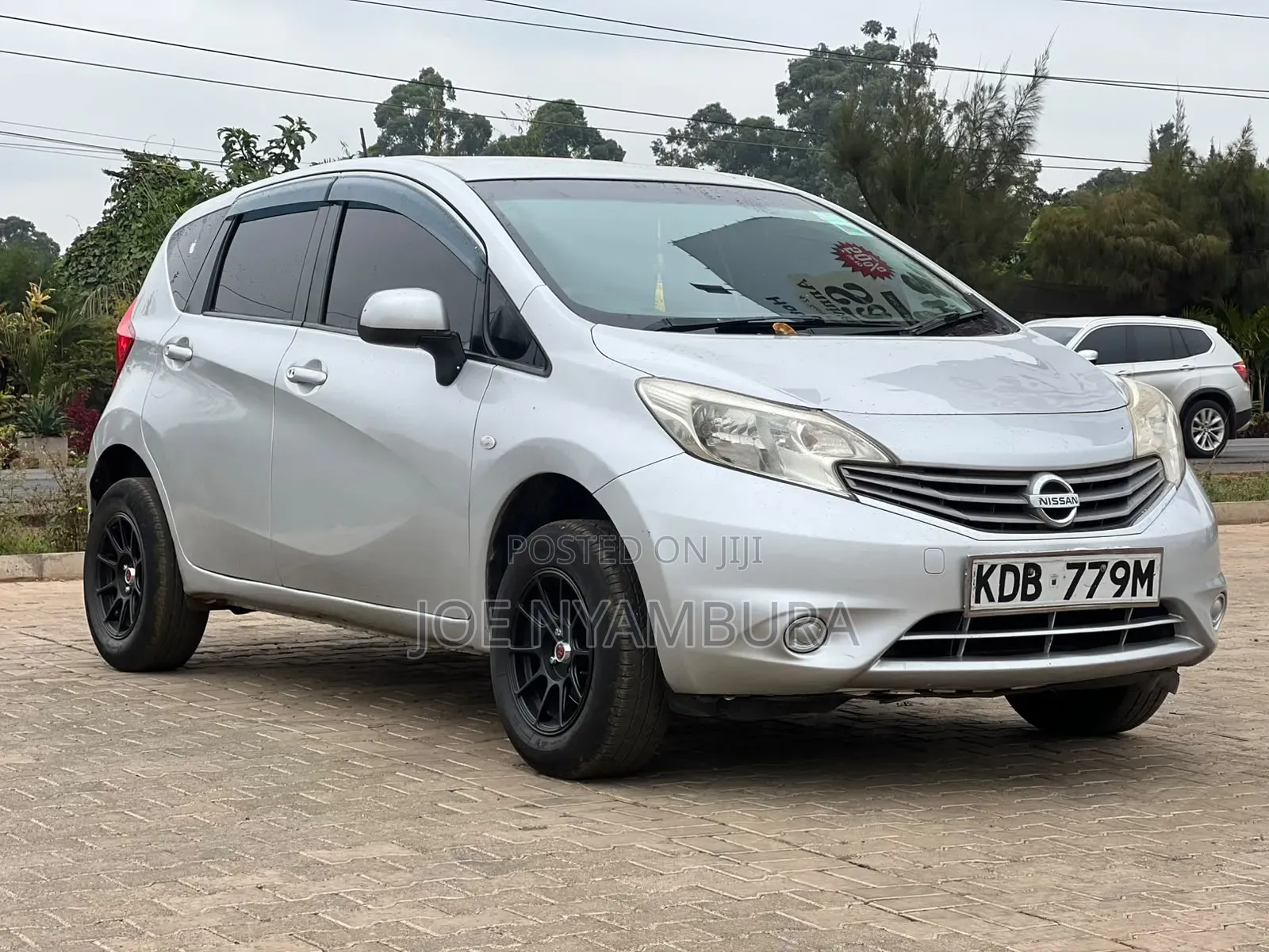 Nissan Note 2013 Silver
