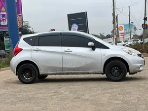 Nissan Note 2013 Silver