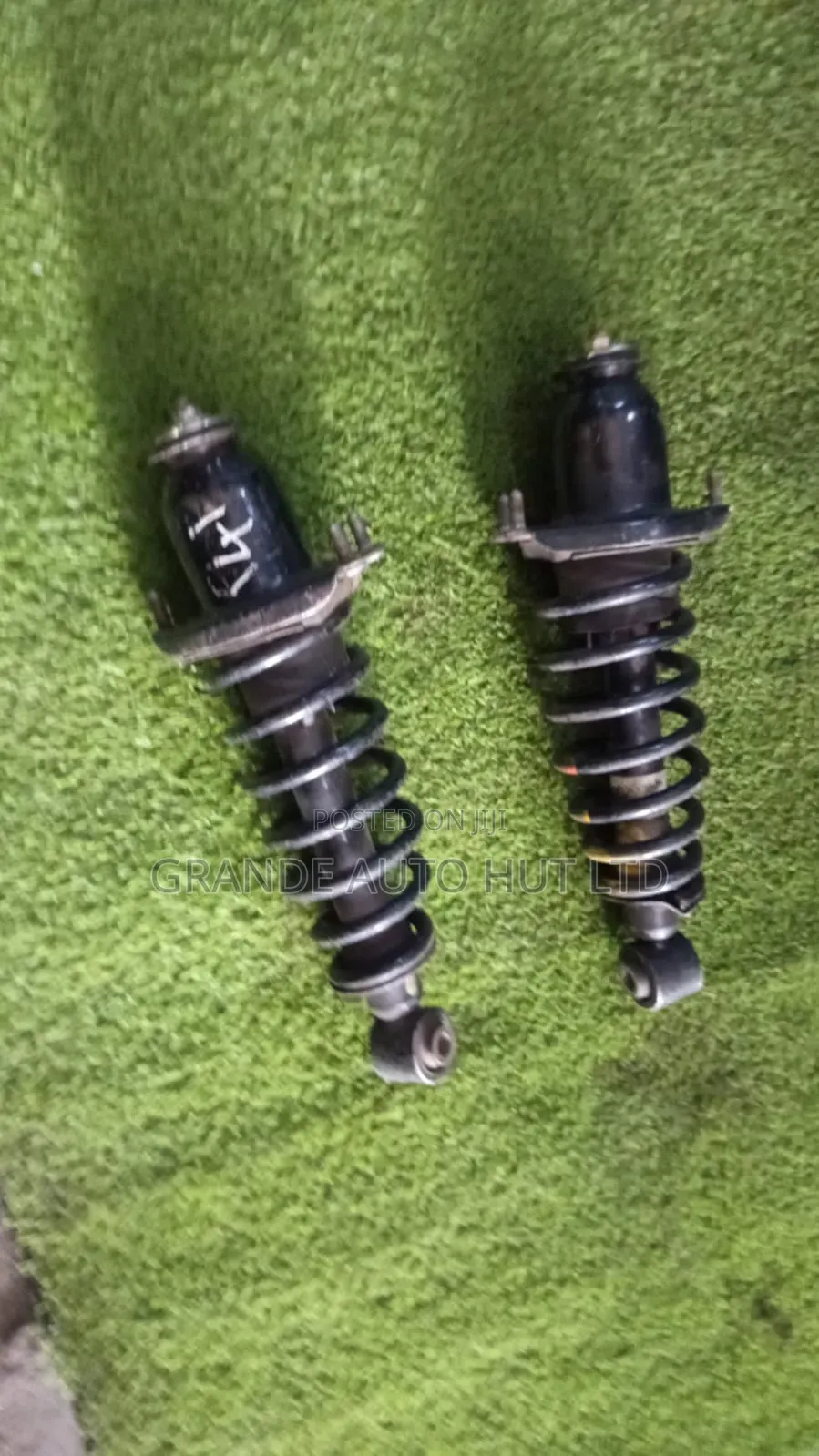 Nze,premio 240,141 Shocks 4wd