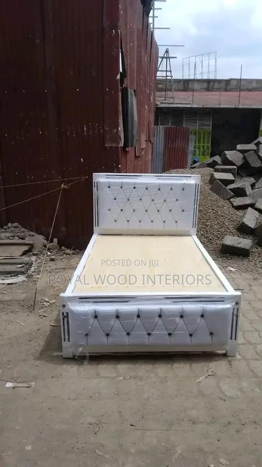 Leather White Classic Bed 5by 6 - main view