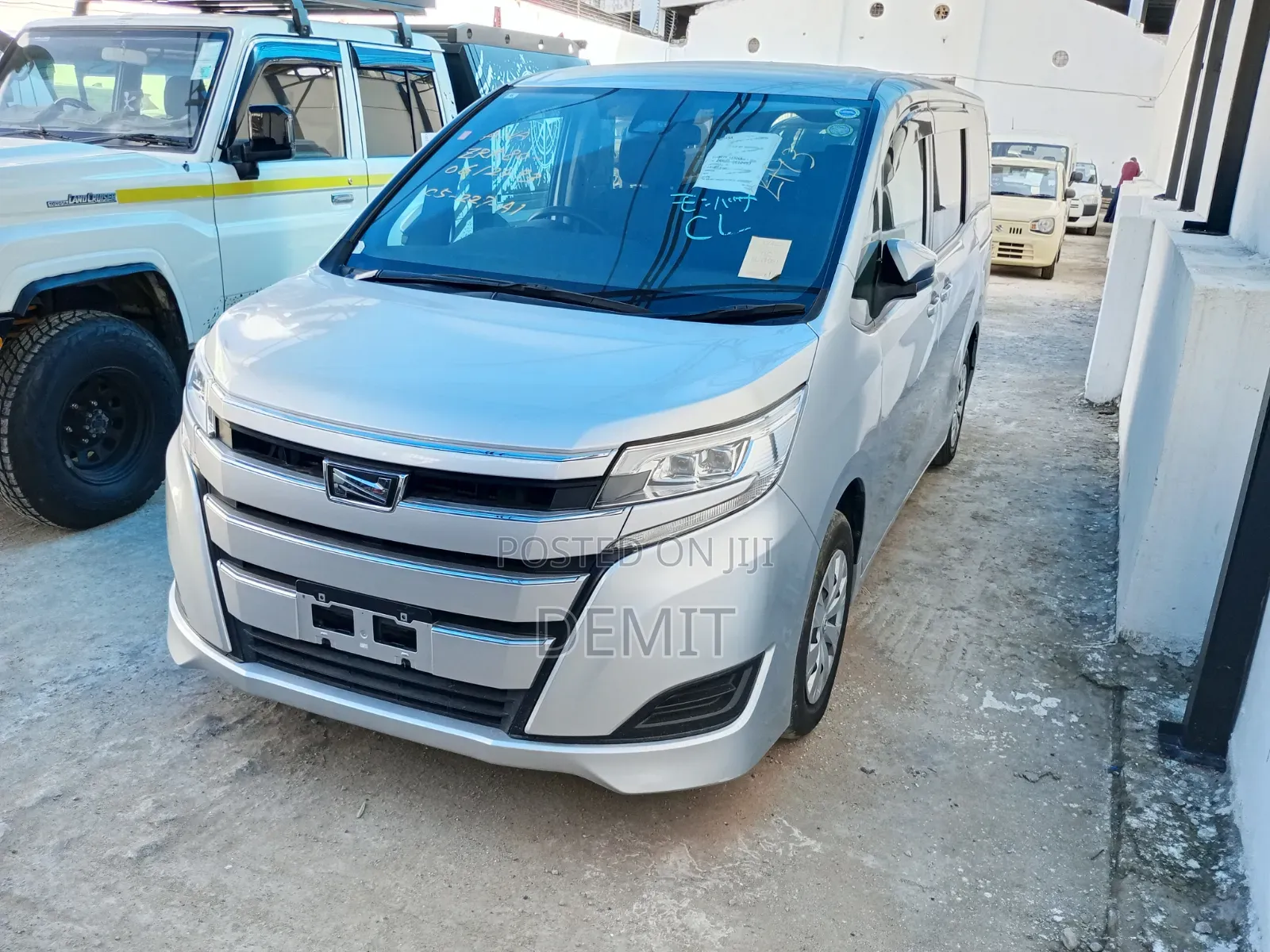 Toyota Noah 2.0 FWD (7 Seater) 2020 Silver