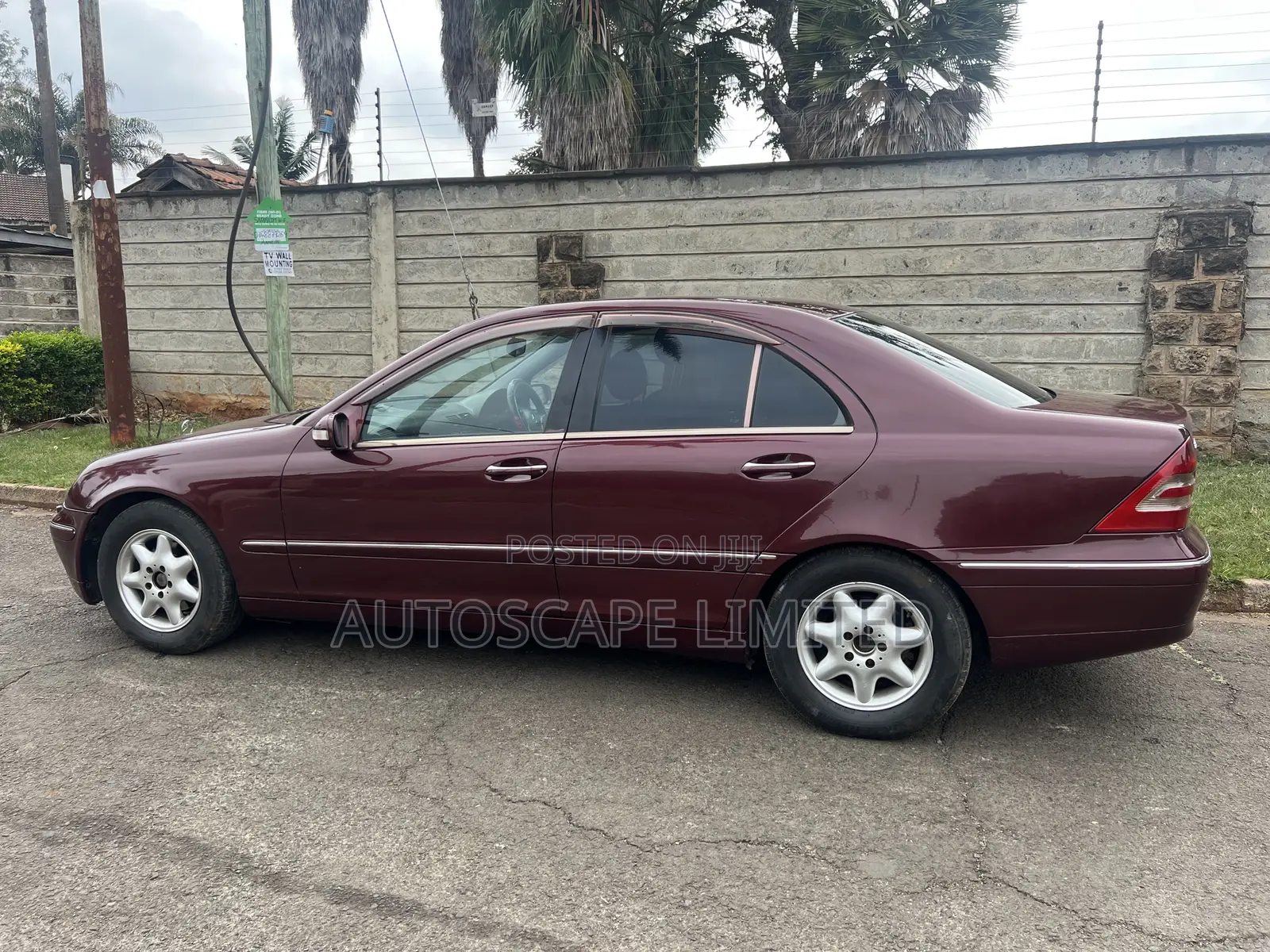 Mercedes-Benz C200 2004 Burgundy