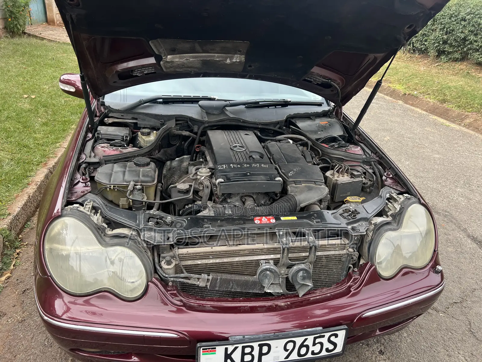 Mercedes-Benz C200 2004 Burgundy