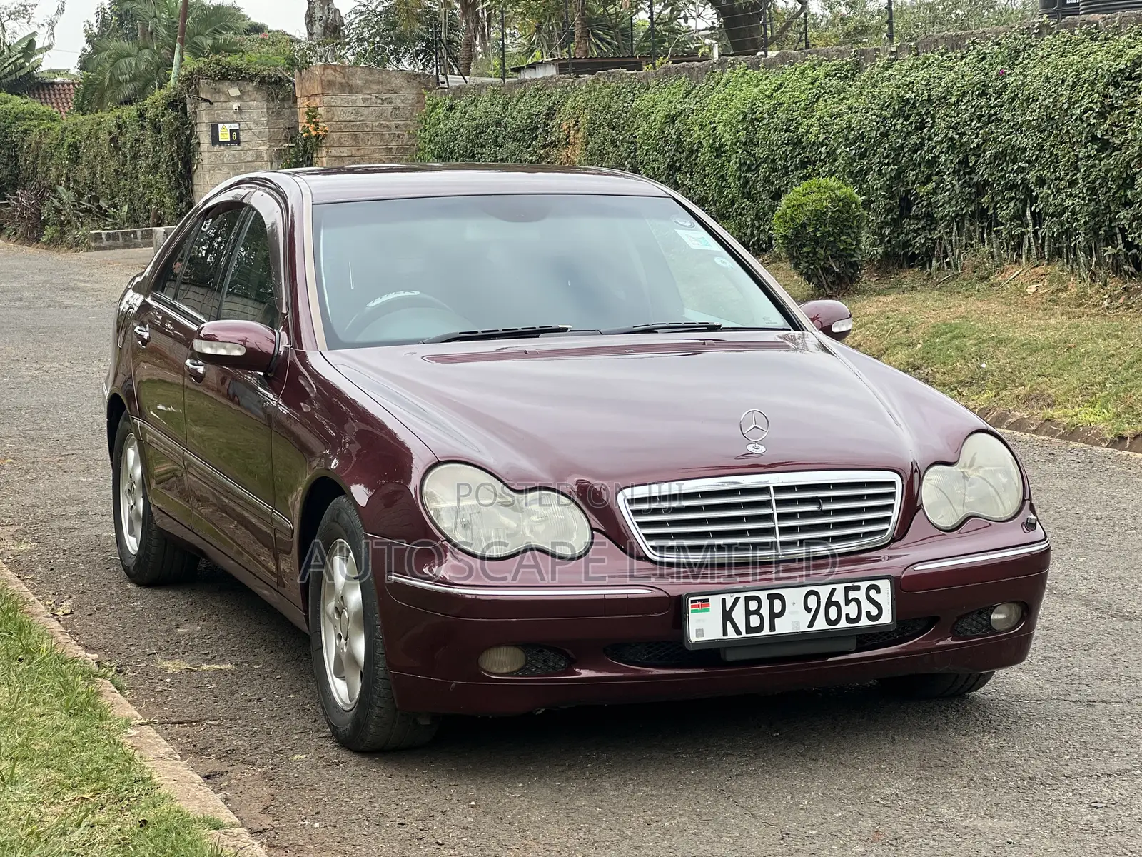 Mercedes-Benz C200 2004 Burgundy
