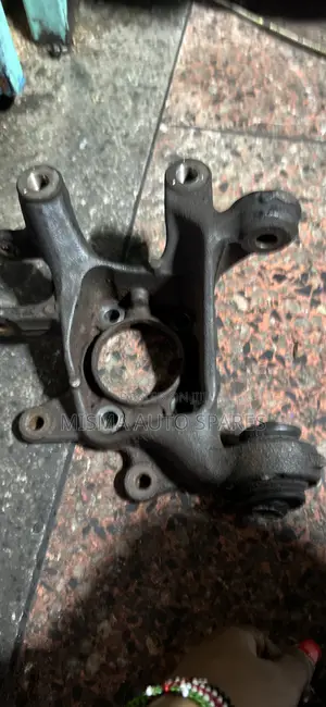Hub Knuckle Auris
