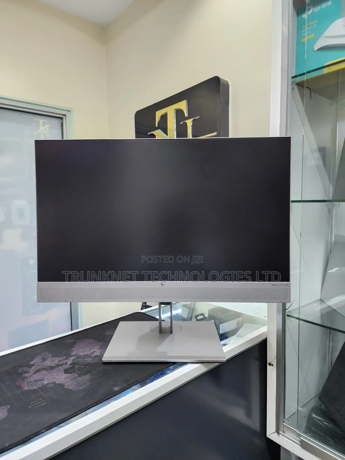 HP E243m 23.8" Full HD IPS Business Monitor