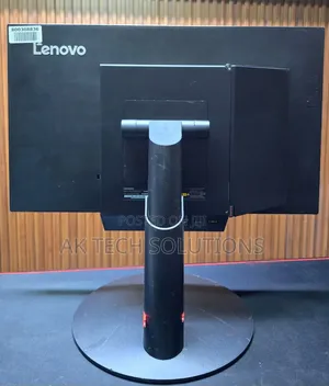 Desktop Computer Lenovo 8GB AMD Ryzen 5 SSD 256GB