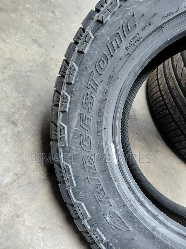 205R16 Bridgestone - thumbnail 2