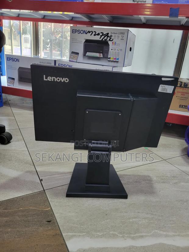 Desktop Computer Lenovo ThinkCentre M710 8GB Intel Core i5 HDD 500GB - thumbnail 2
