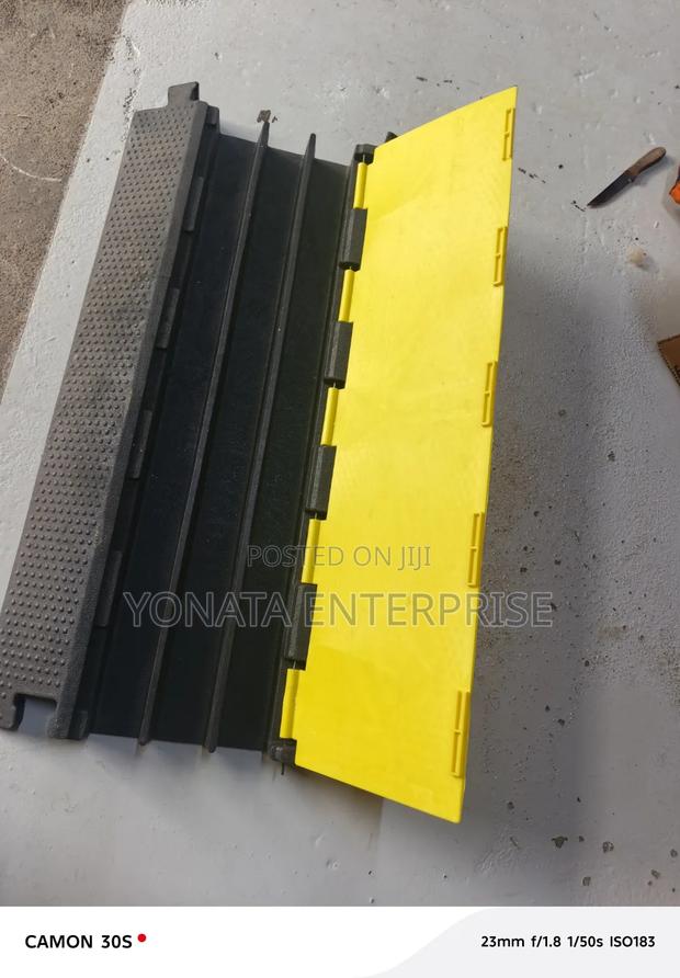Outdoor 3 Channel Cable Protector Suppliers - thumbnail 2