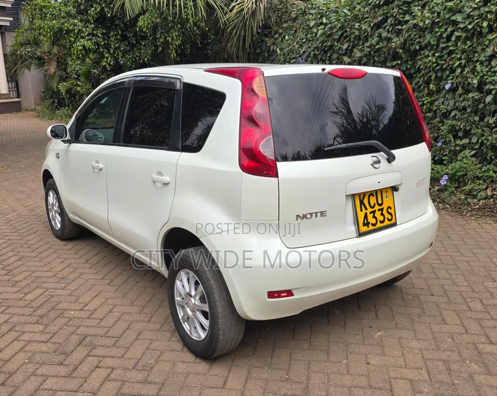 Nissan Note 2012 Pearl