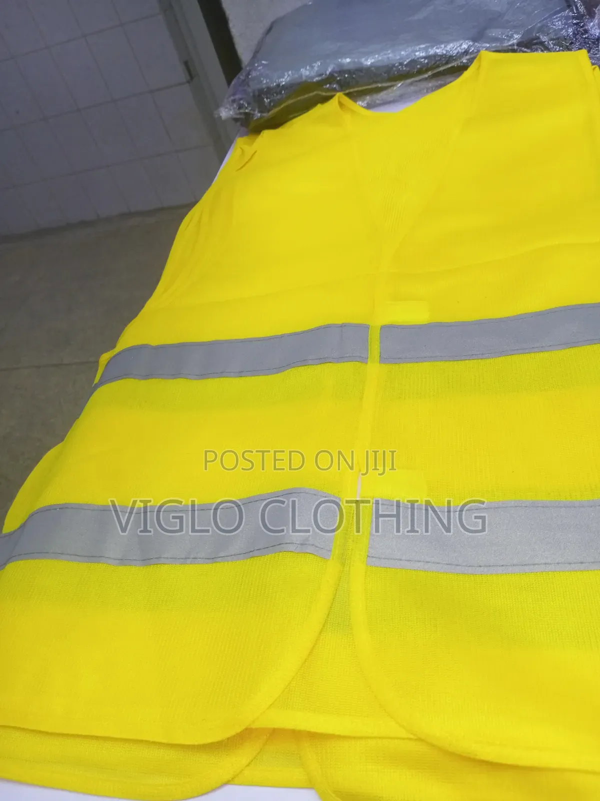 Yellow Reflector Jackets Available in Wholesale and Single Orders
