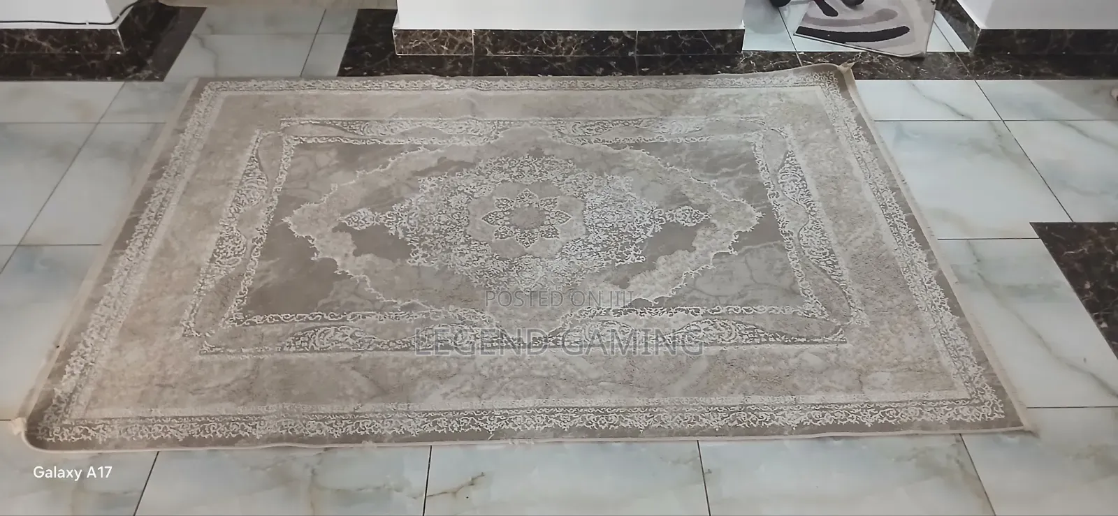Modern Turkish Style Medallion Carpet – Low Pile / Vintage Finish