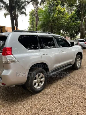 Toyota Land Cruiser Prado 2012 Silver