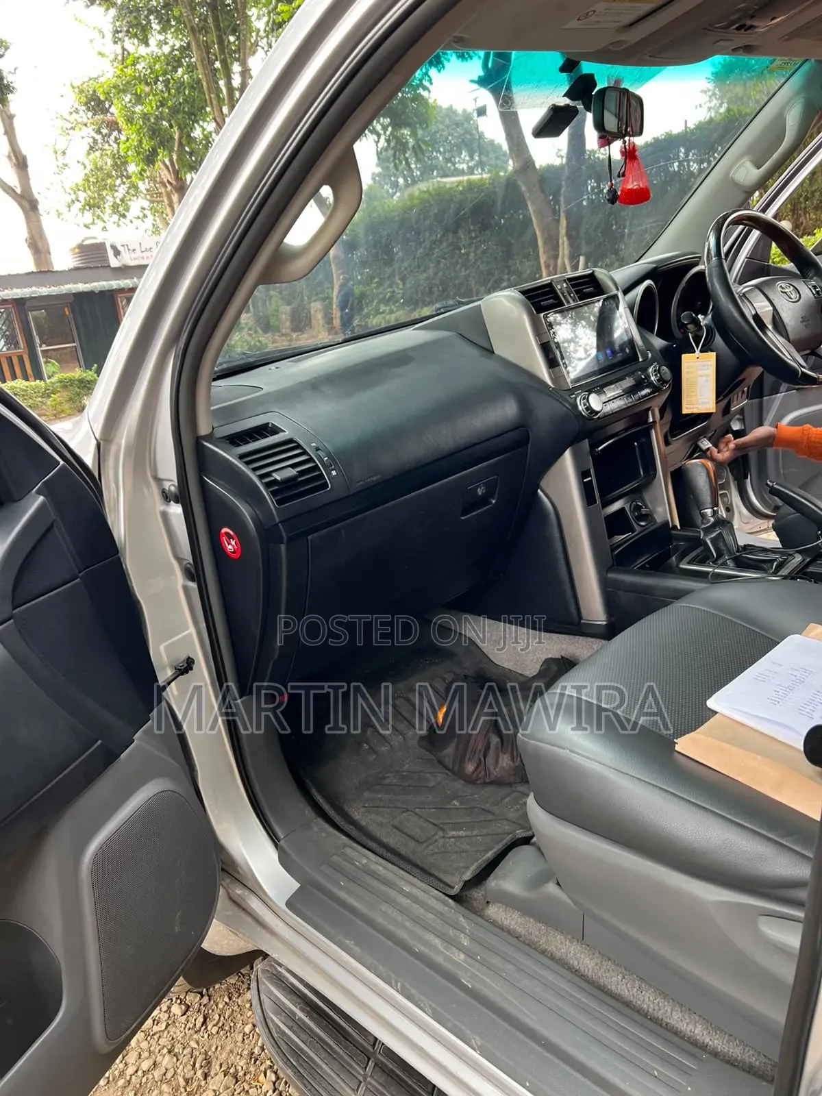 Toyota Land Cruiser Prado 2012 Silver