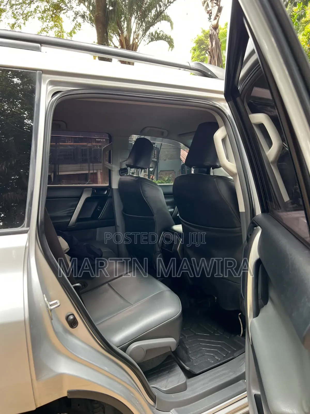 Toyota Land Cruiser Prado 2012 Silver