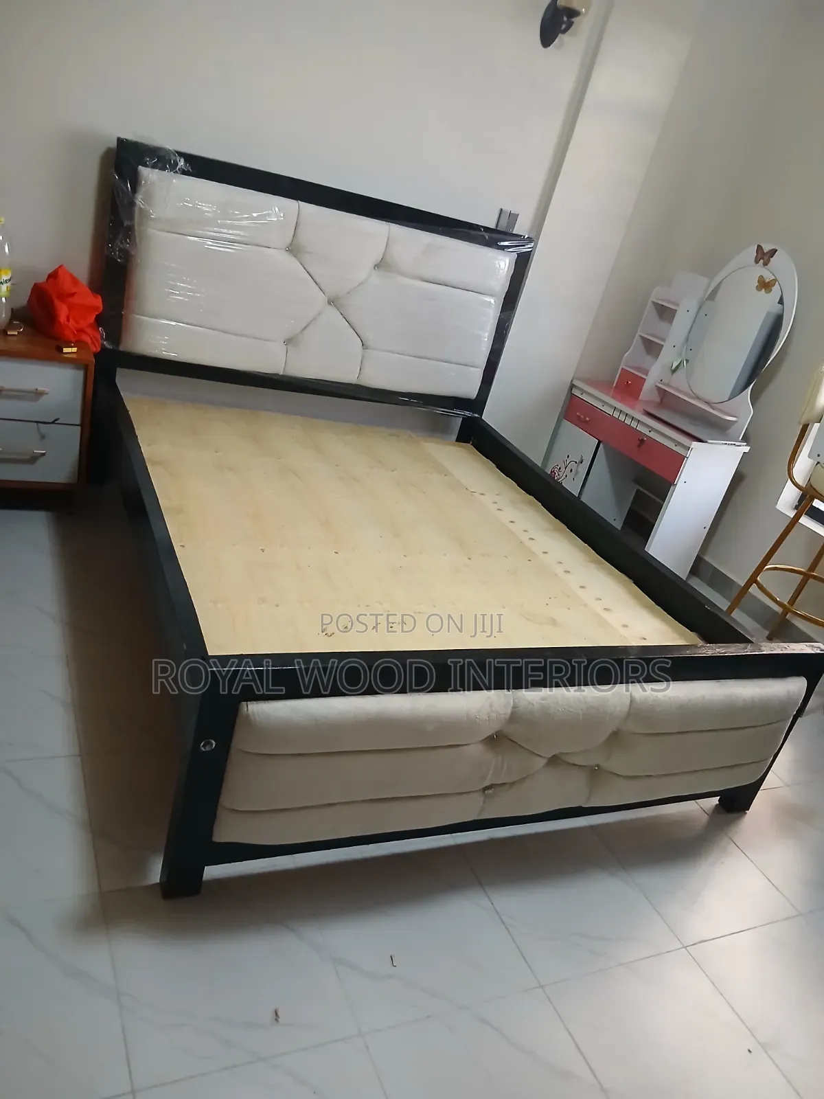 Premium Mocket Bed 5by6