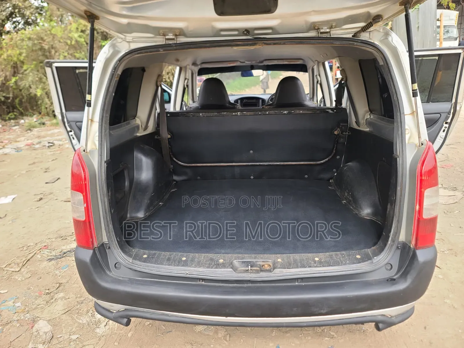 Toyota Probox 2007 Silver