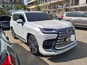 Toyota Lexcen 2022 White