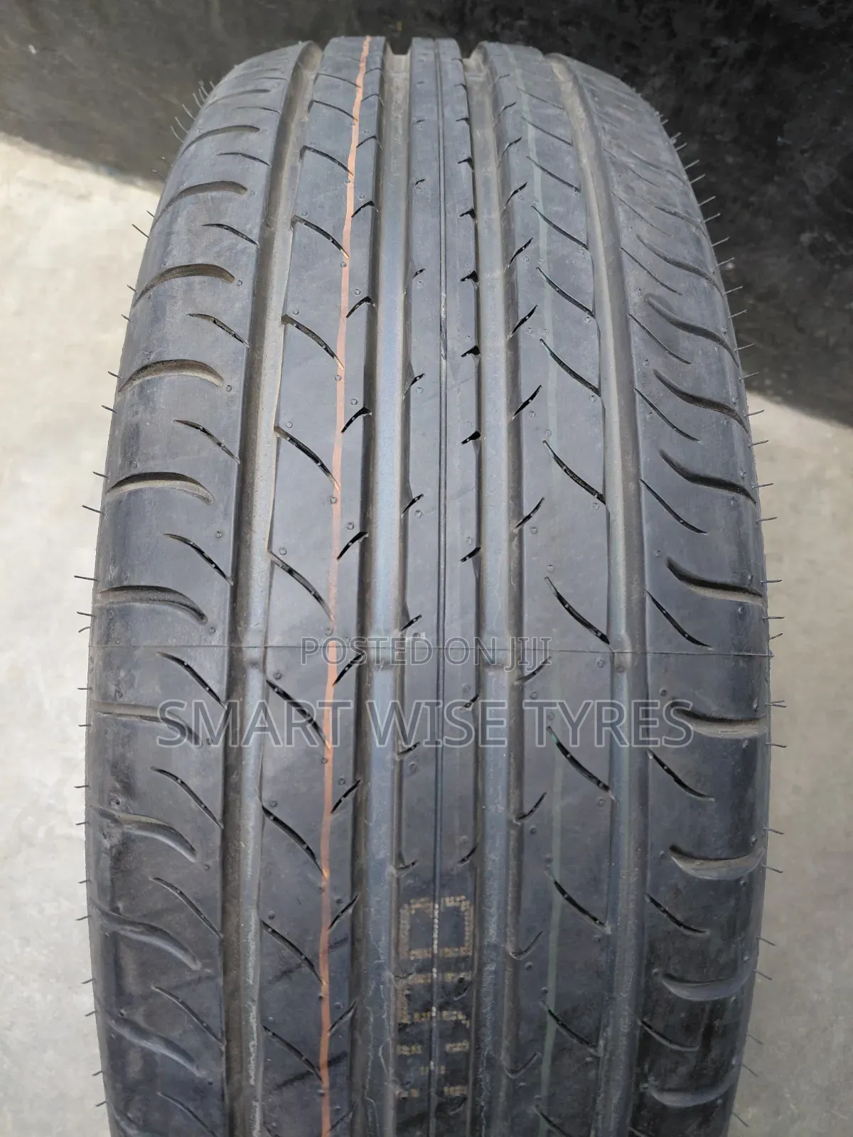 225/60r18 Dunlop