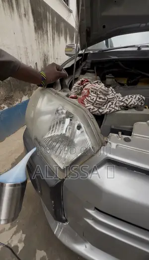 Headlight Repair Cleaning