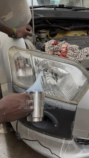 Headlight Repair Cleaning