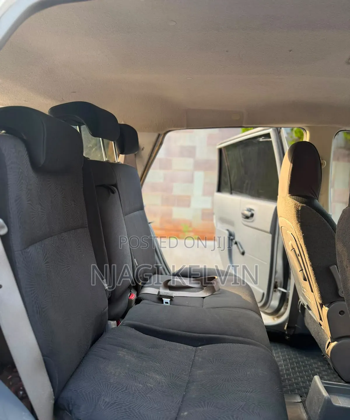 Nissan Advan 2009 Gray