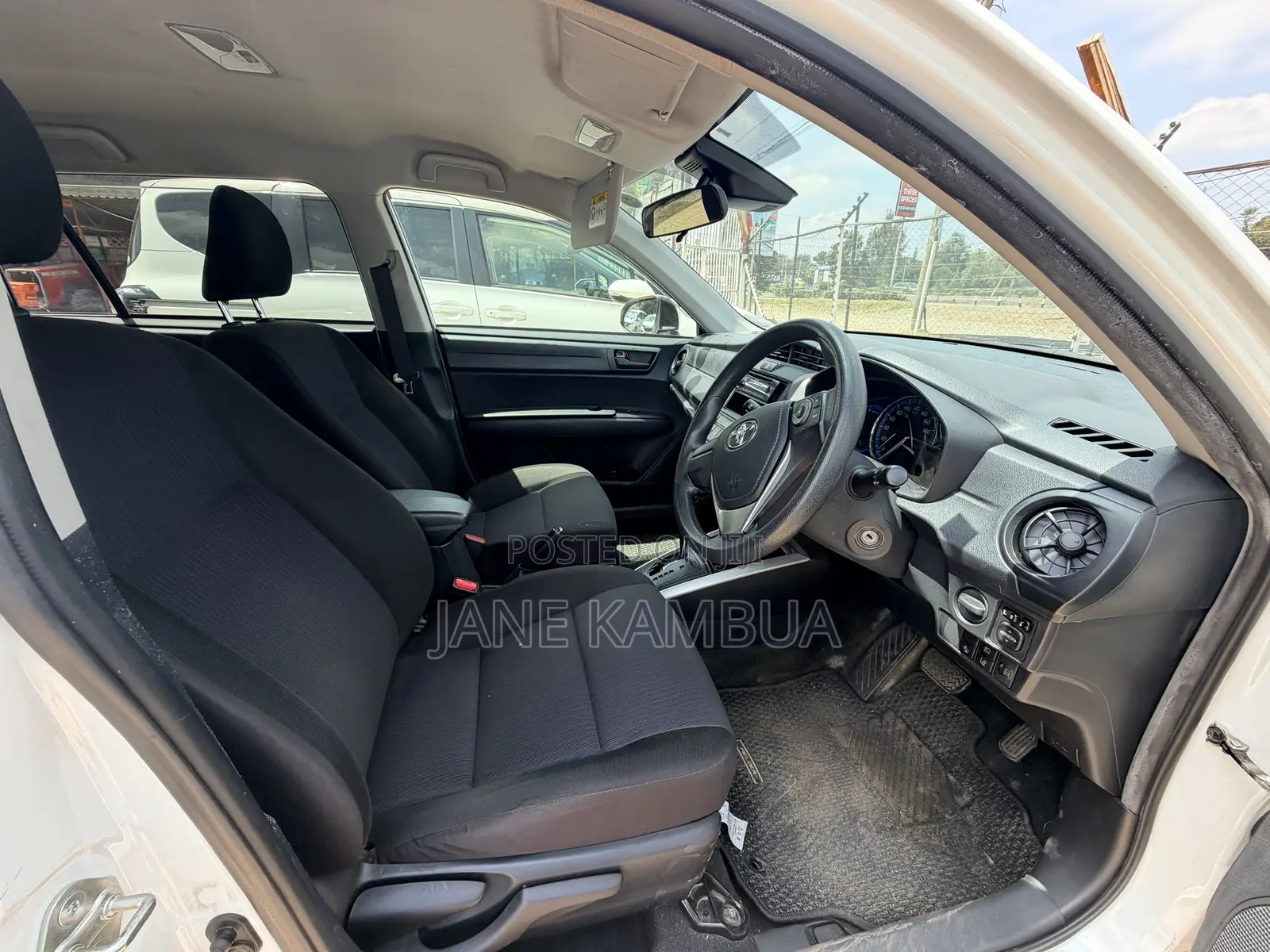 Toyota Corolla Fielder 2018 White