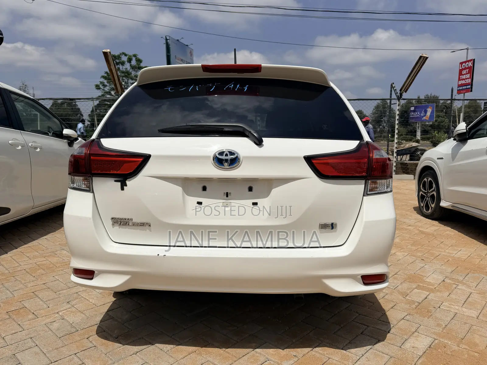 Toyota Corolla Fielder 2018 White