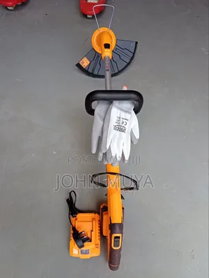 20V Cordless Lithium-Ion Grass Trimmer Set.