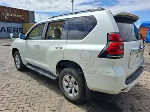 Toyota Land Cruiser Prado 2021 Pearl
