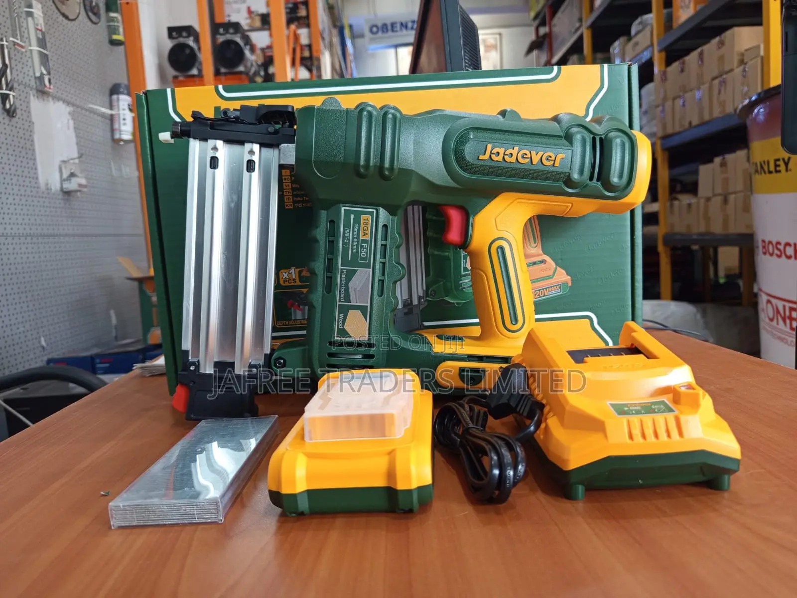 Cordless Brad Nailer