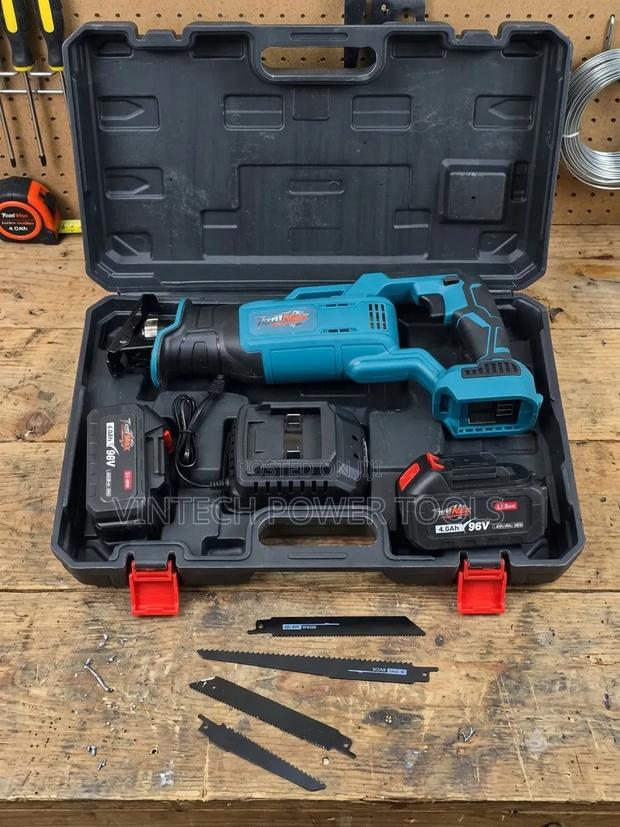 Cordless Reciprocating Saw - main view