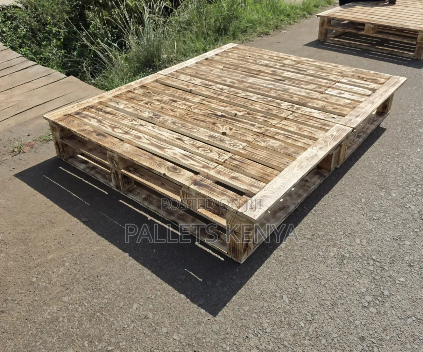 5×6 Pallet Bed Frame (Durable Wood).G578
