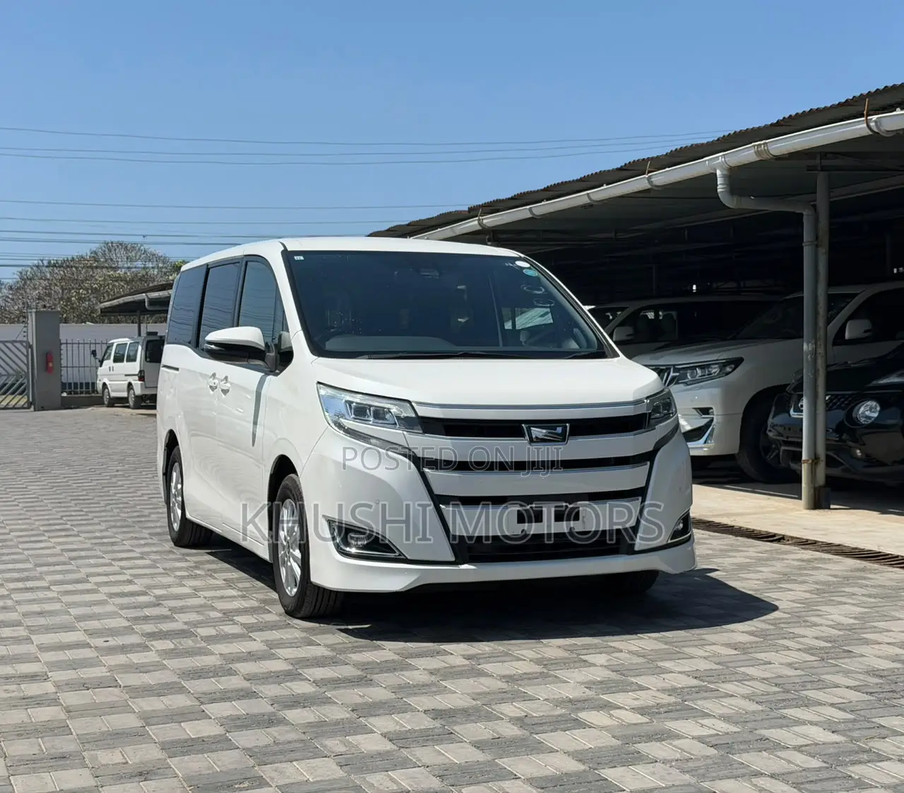 Toyota Noah 2019 White
