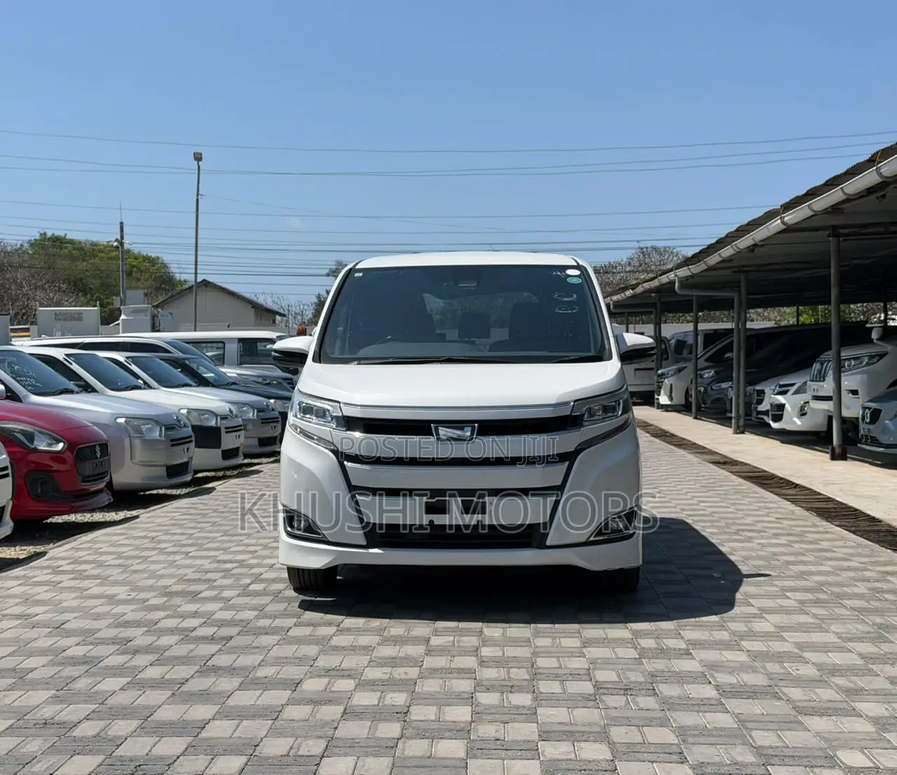 Toyota Noah 2019 White