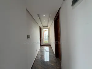 5bdrm Duplex in Spring Valley for rent