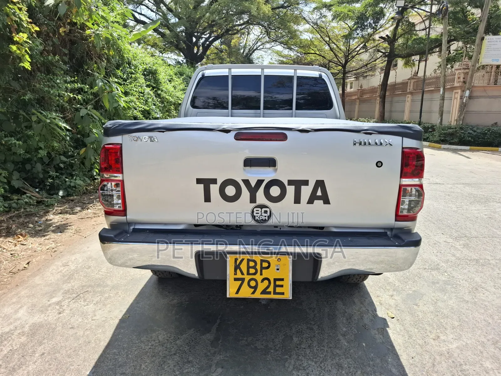 Toyota Hilux 2011 Silver