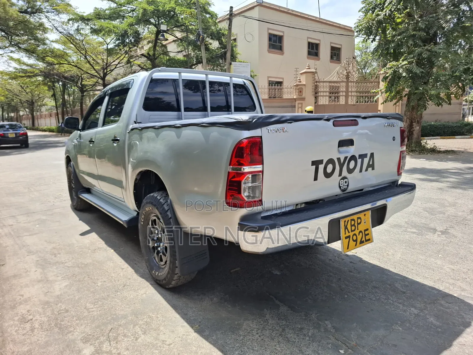 Toyota Hilux 2011 Silver