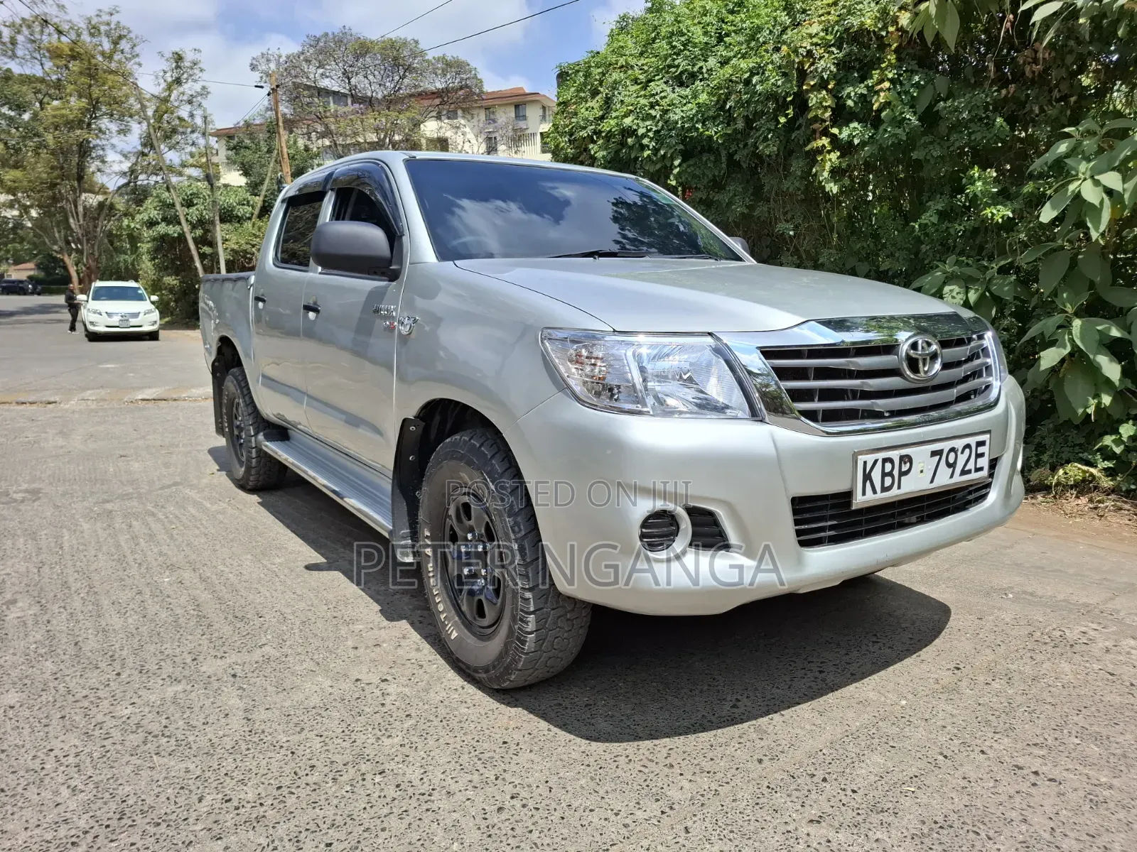 Toyota Hilux 2011 Silver