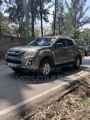 Isuzu D-MAX 2023 Silver