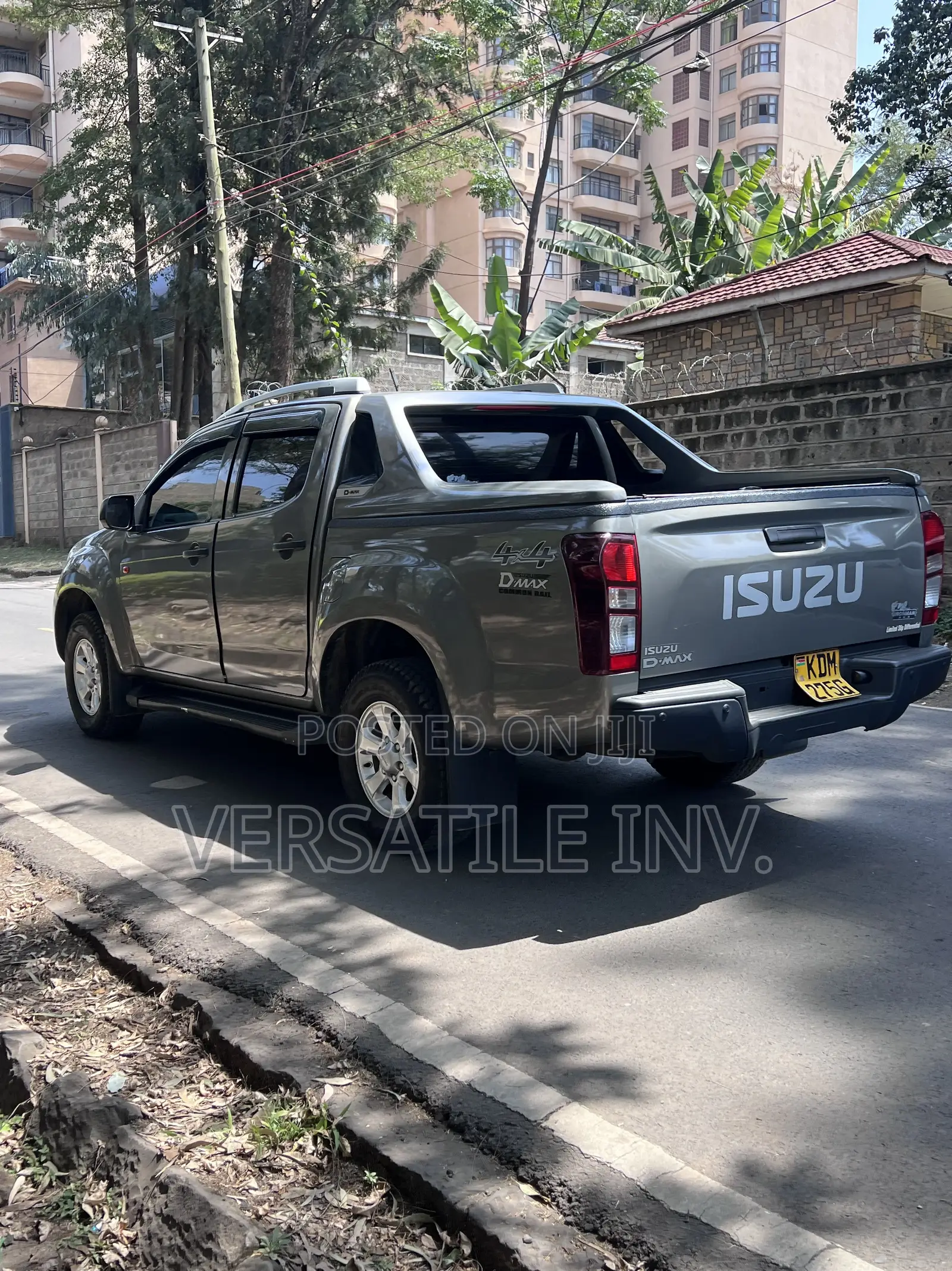 Isuzu D-MAX 2023 Silver