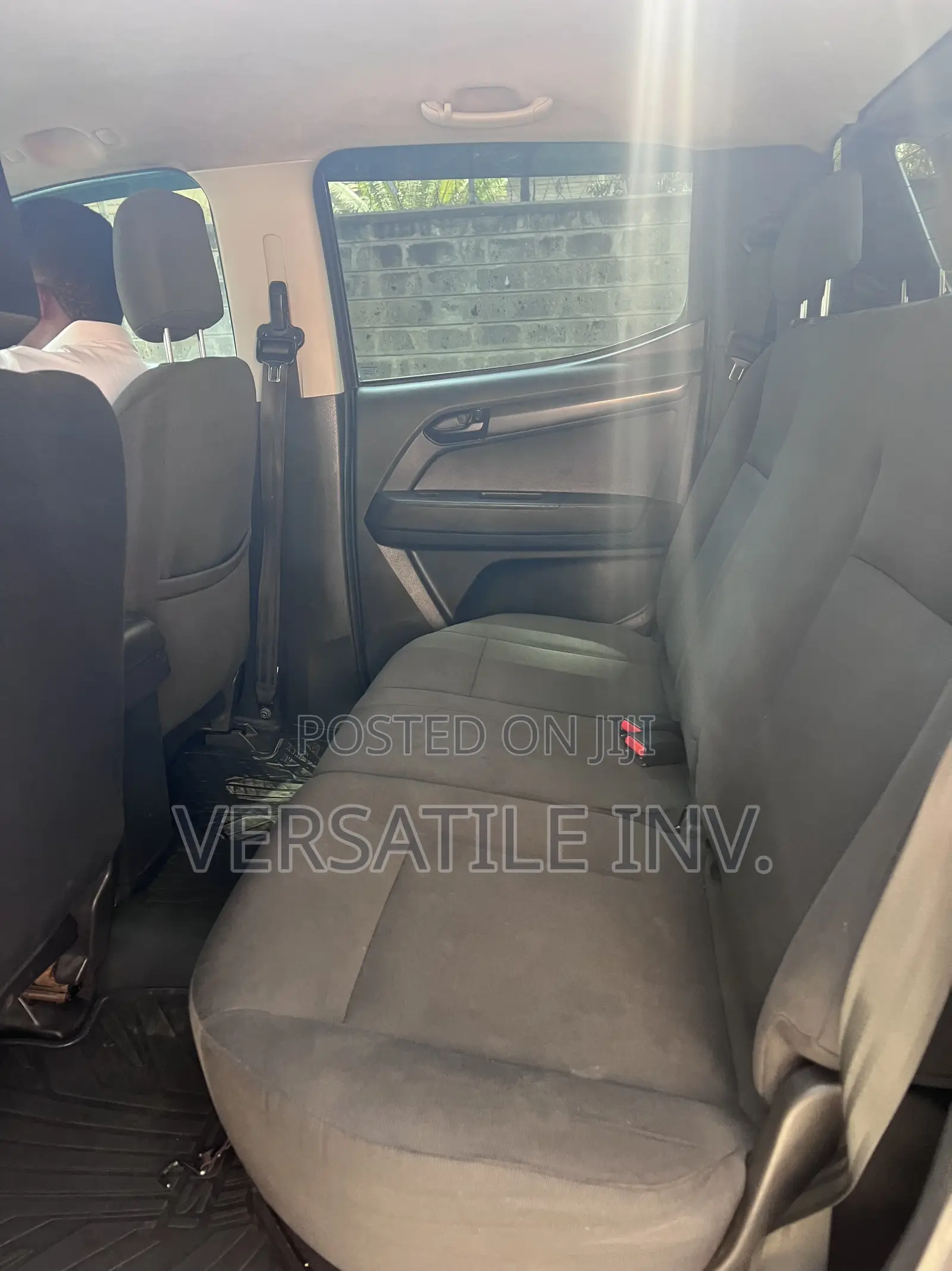 Isuzu D-MAX 2023 Silver