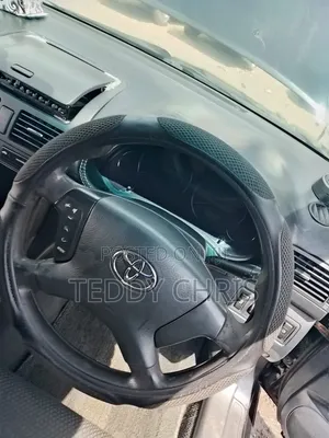 Toyota Avensis 2006 Black