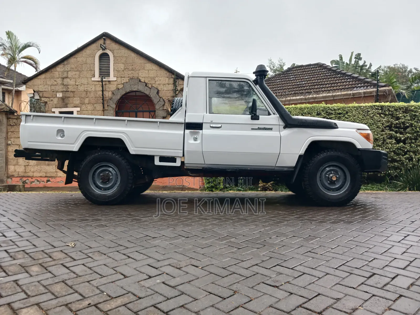 Toyota Land Cruiser 2021 White
