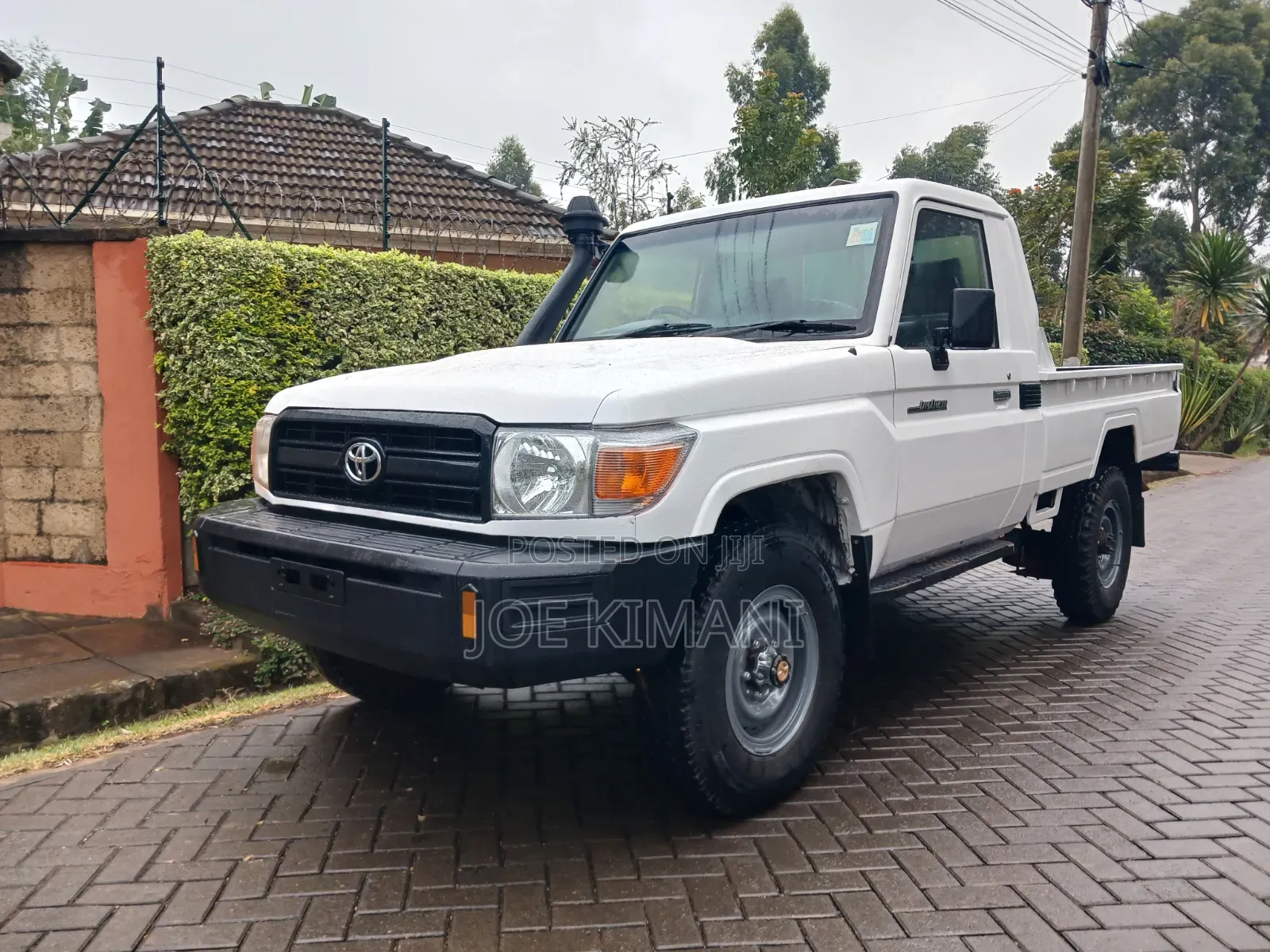 Toyota Land Cruiser 2021 White