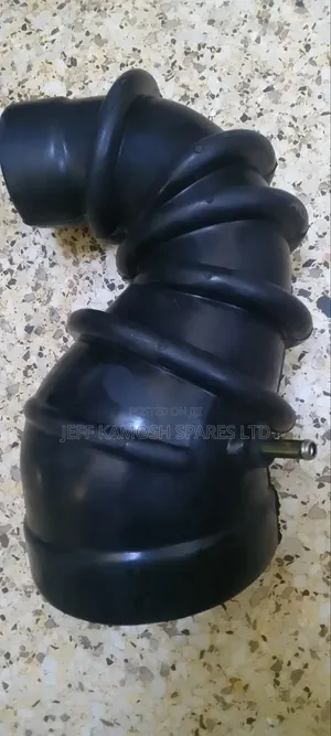 Assorted of Mitsubishi Fuso Turbo Hose Available
